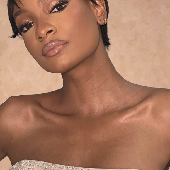 ✨ One-of-a-kind luxury bridal/formal dress — NEW / NEVER WORN ✨ - Picture 4 of 7